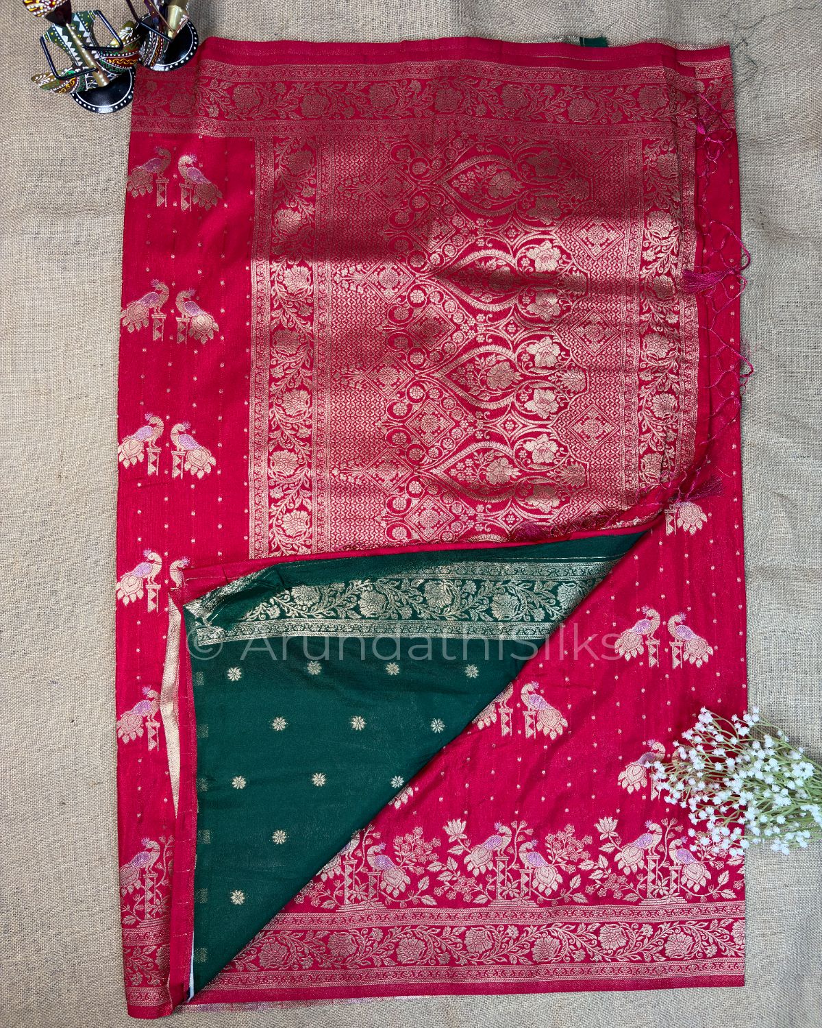 Rich Mashru Silk Saree with Contrast Pallu and Woven Border - Pink