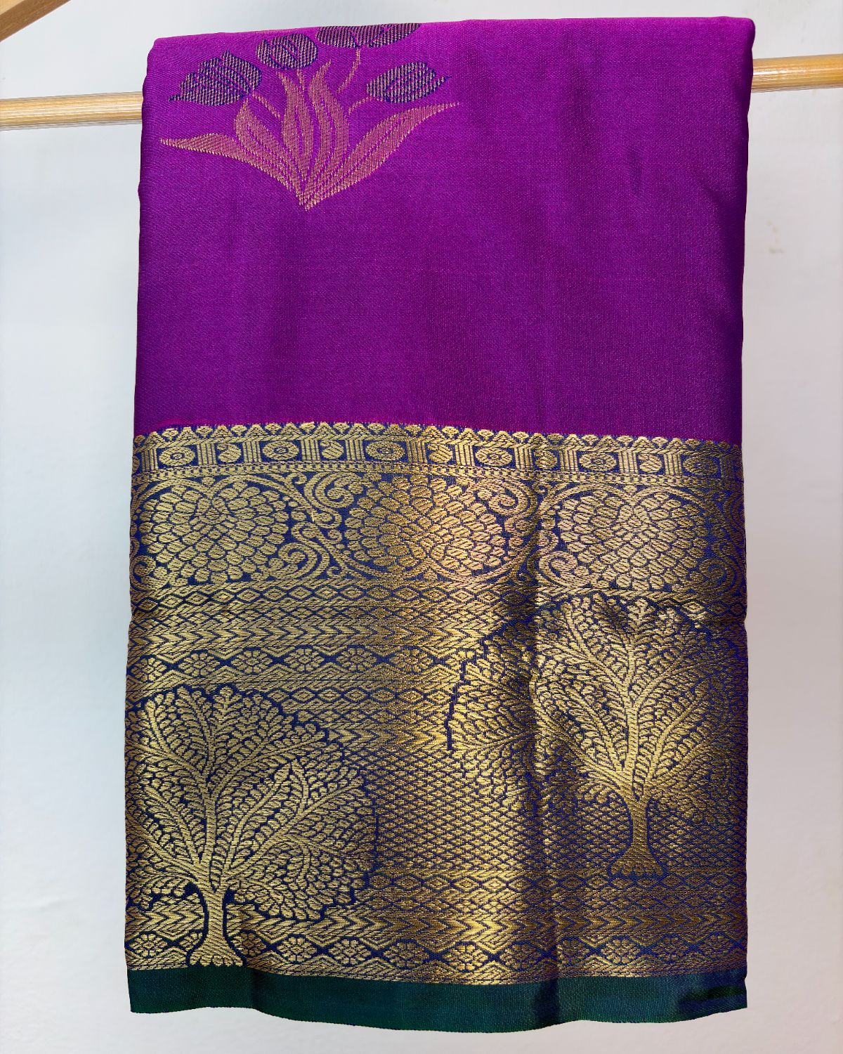 Semi Silk Kanchipuram Saree with Buti Weaving