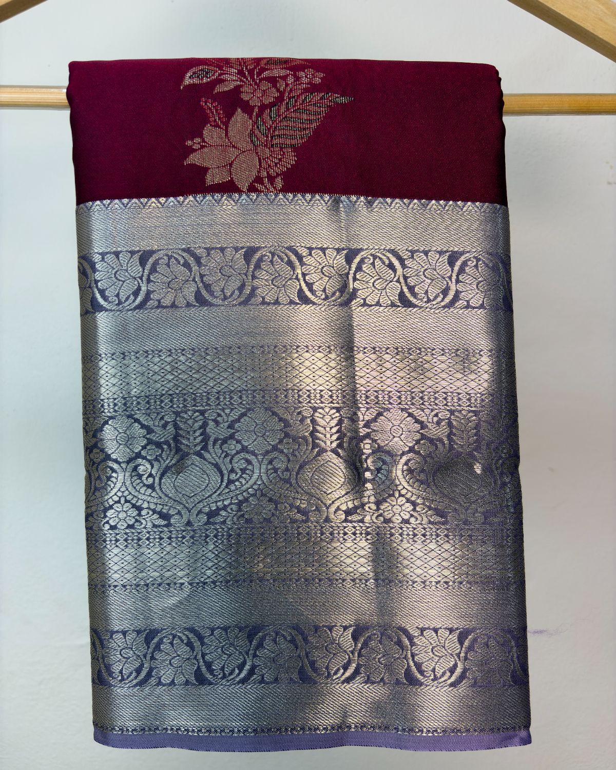 Semi Silk Kanchipuram Saree with Buti Weaving