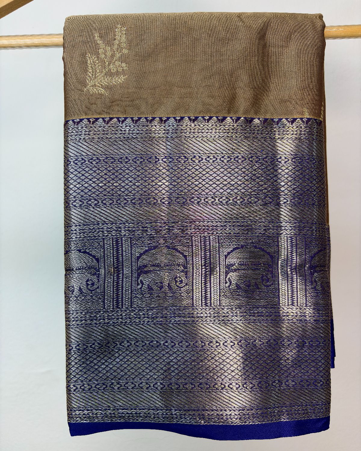 Semi Silk Kanchipuram Saree with Buti Weaving